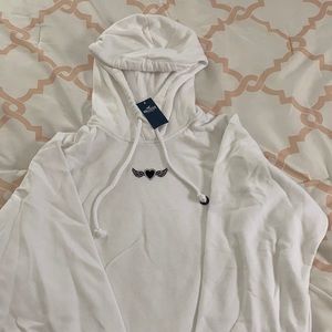 White Hollister hoodie size small. Never worn!